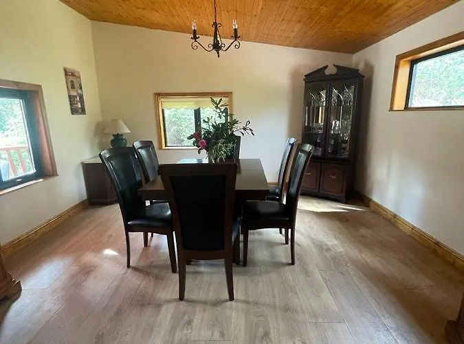 Fern Wood Estate * Glengarriff